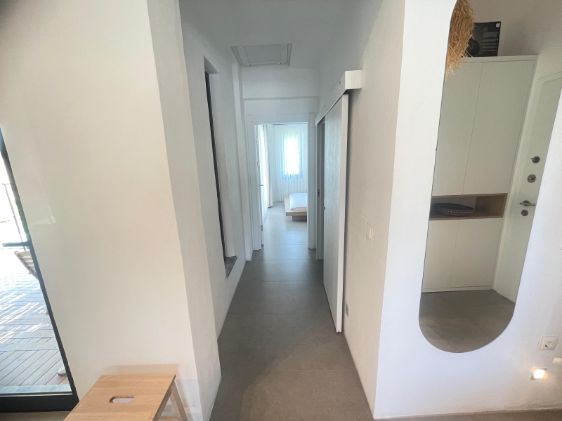 Villa S